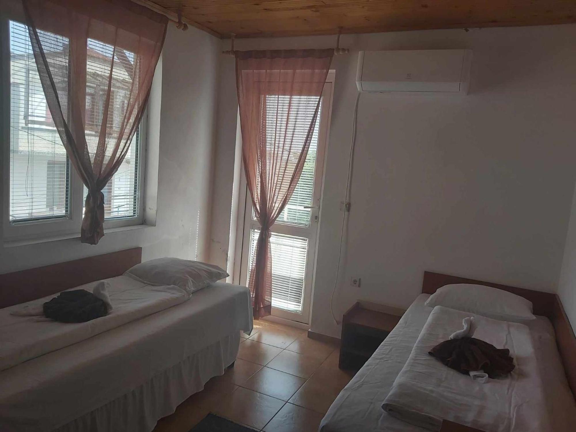 אובזור Guest Rooms Grudovi מראה חיצוני תמונה